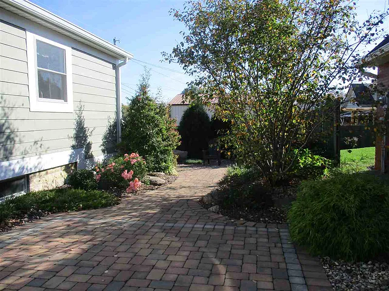 Thumbnail 14
