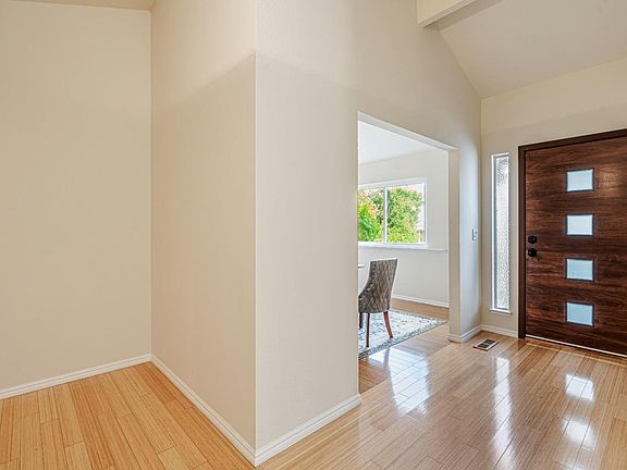 5th image of 31 Mendocino Lane