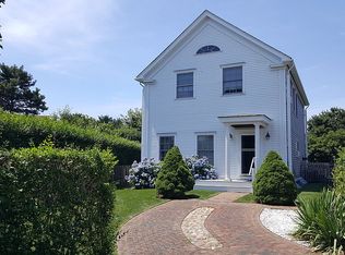 2 Dovekie Ct, Nantucket, MA 02554