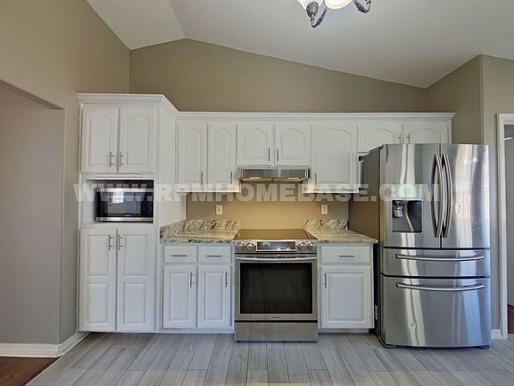 5th image of 2641 Hidden Estates Cir