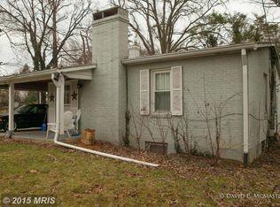 107 S Beckwith St, Charles Town, WV 25414