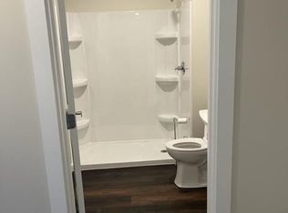 16 Main St #B, Amherst, MA 01002