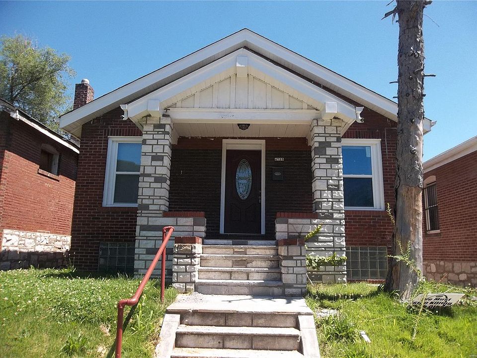 1st image of 4725 Margaretta Ave