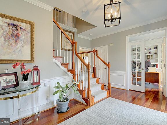 4th image of 2912 Native Dancer Ct