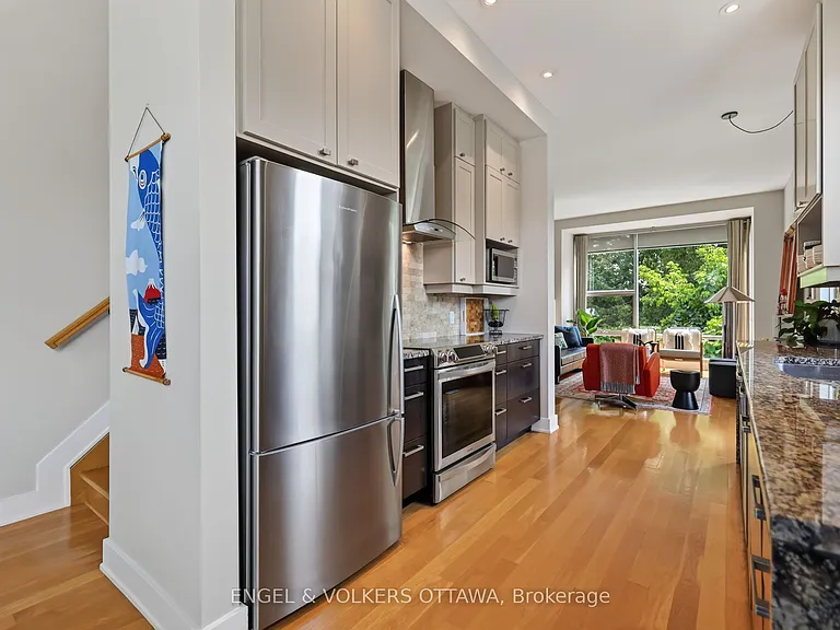 144 Evelyn Ave — Photo 22
