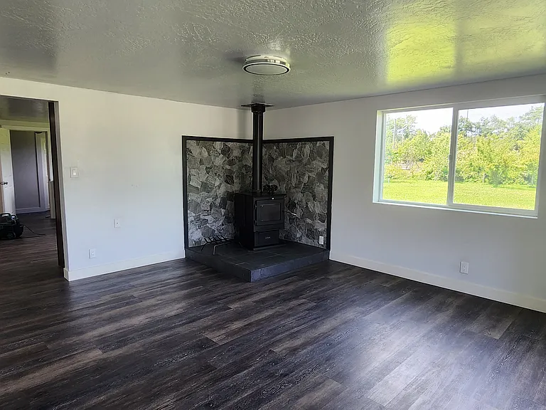 120 Hilton Rd — Photo 32