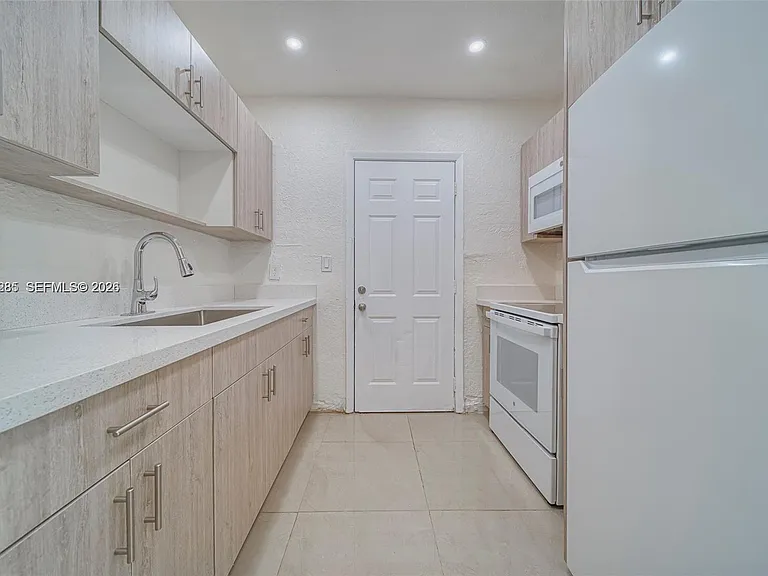 1747 NW 40th St #1747 — Photo 17