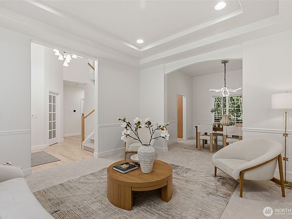 5th image of 5107 218th Avenue NE