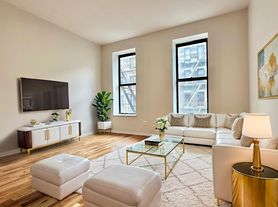 209 W 108th St, New York, NY