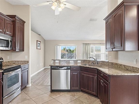 2nd image of 656 Gainsboro St