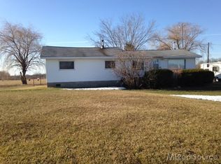 8465 Yale Rd, Greenwood, MI 48006