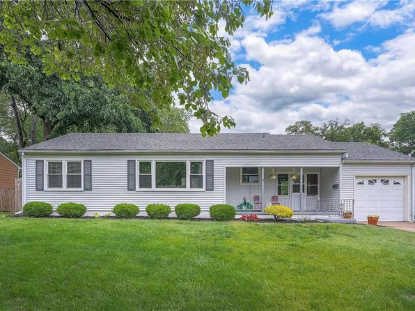 7200 W 72nd Ter, Overland Park, KS 66204