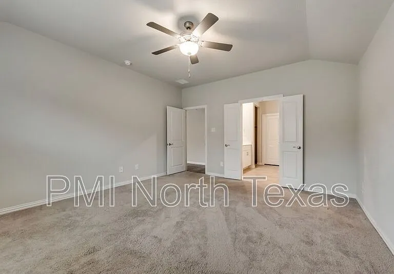 214 Stonehollow Way — Photo 17