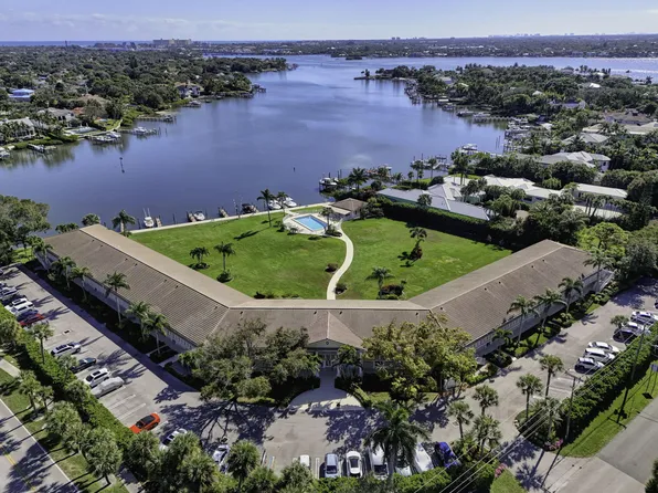 478 Tequesta Drive #209, Tequesta, FL 33469