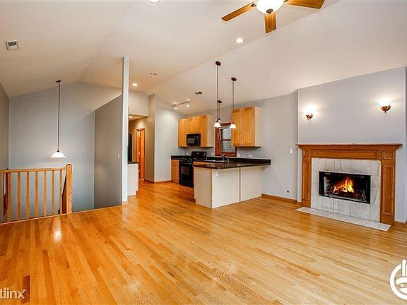 2nd image of 847 N Mozart St #3