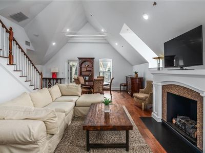 1000 Chapel View Blvd Unit 312, Cranston, RI, 02920