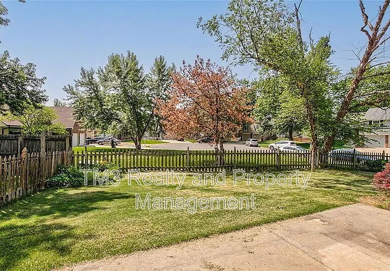 3521 Remington Ln — Photo 32
