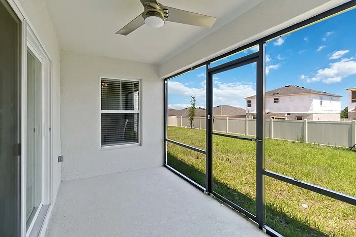 2441 Oakwood Ln — Photo 13