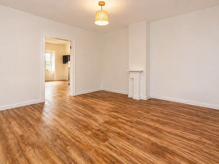 1132 Hancock St #9A — Photo 4