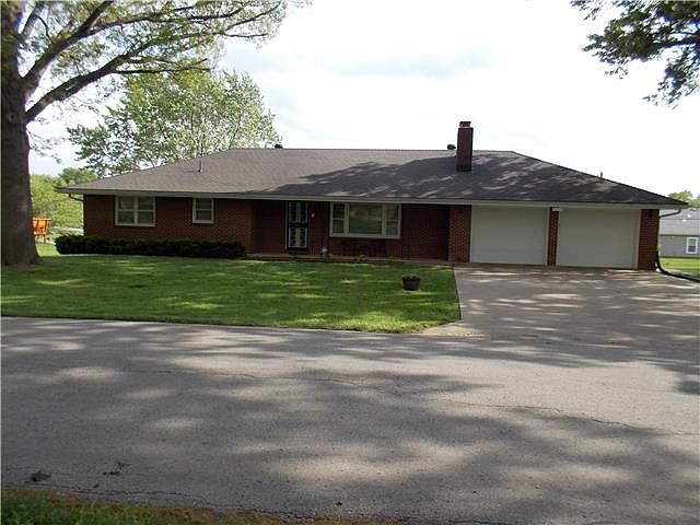 1st image of 8209 Wood Ave