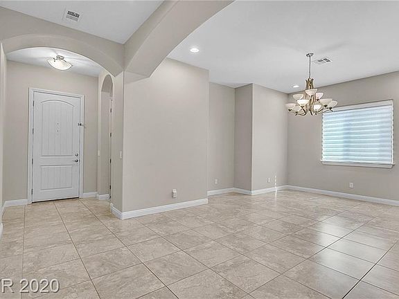 2nd image of 75 Buckthorn Ridge Ct
