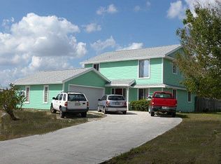 932 SE Lansdowne Ave, Port Saint Lucie, FL 34983