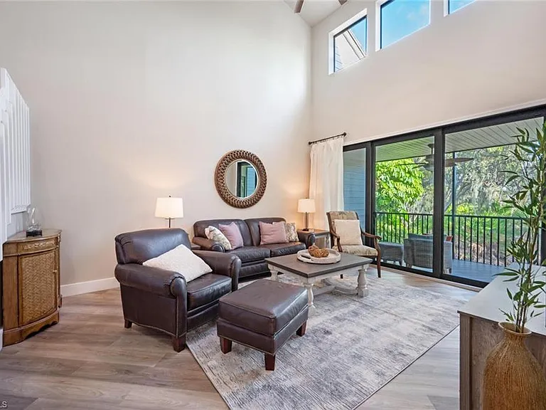 27113 Oakwood Lake Dr — Photo 14