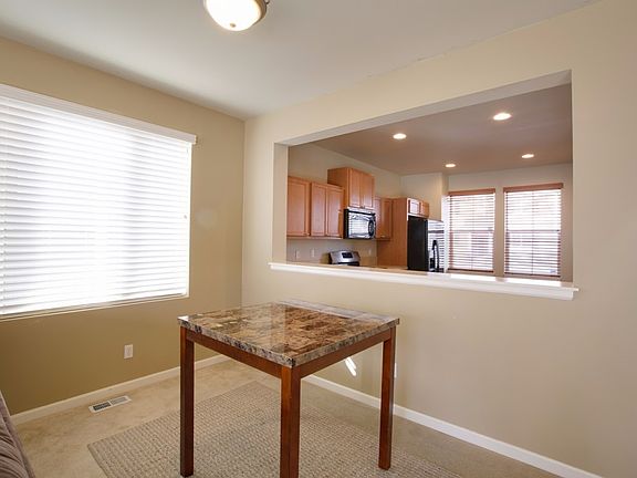 3rd image of 1338 32nd St NE