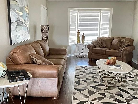 2nd image of 5025 Wayneland Dr APT L3