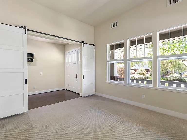 2795 Cooper Cir — Photo 37