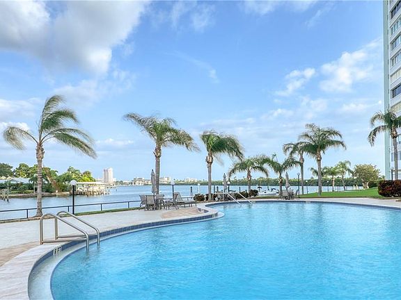 4th image of 31 Island Way APT 503