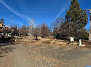 345 Oak Park Dr, Tygh Valley, OR 97063