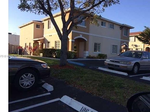 2nd image of 18638 SW 100th Ave #18638