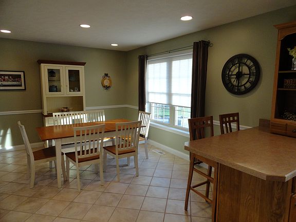 4th image of 4580 W Brescher Dr