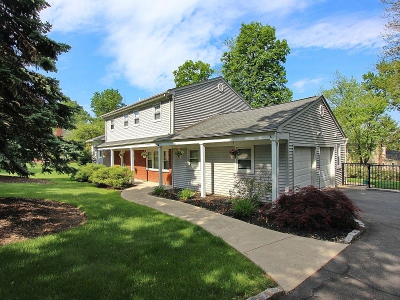 1st image of 52 Morningside Dr