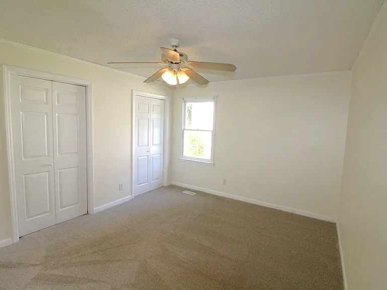 3032 Chenango Dr — Photo 14