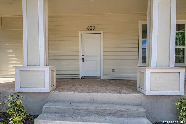 823 W French Pl — Photo 26