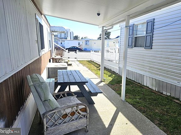 4th image of 114 135th St Lot 215