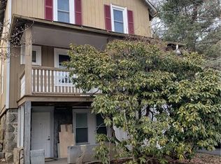 15 Boulder Ave, Hillburn, NY 10931