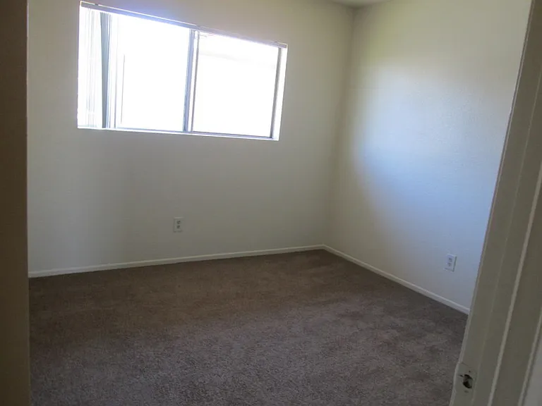 1381 Barstow Rd #D — Photo 6