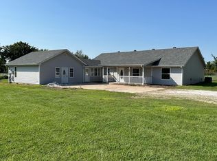 6090 S Pack Ln, Rogers, AR 72758