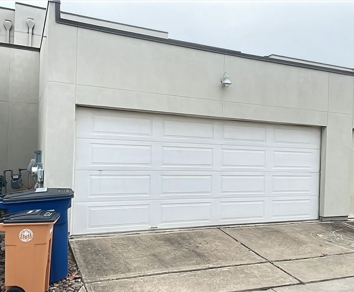 Building Photo - 4056 Berkman Dr