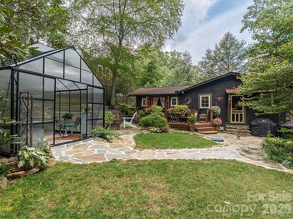 36th image of 85 Chestnut Hill Rd