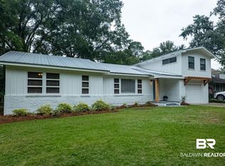 372 Liberty St, Fairhope, AL 36532