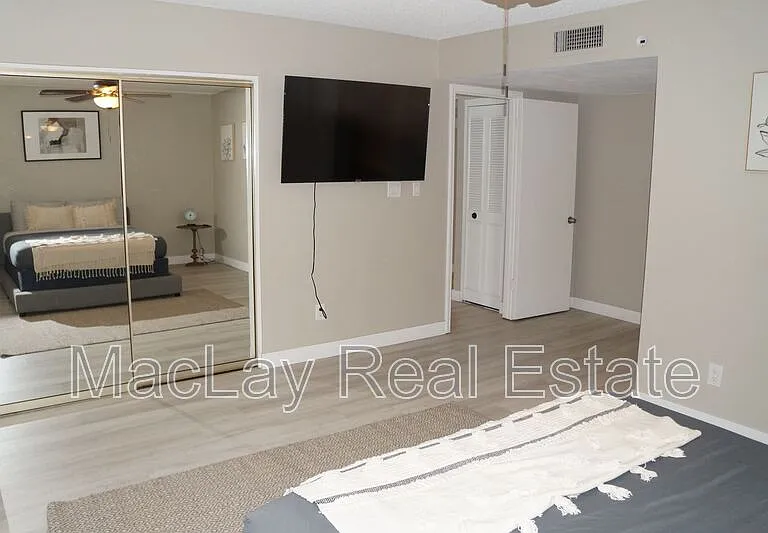 1732 E Hermosa Dr — Photo 18