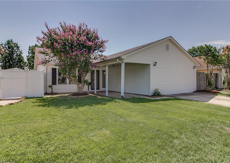 1st image of 3537 Daffodil Cres
