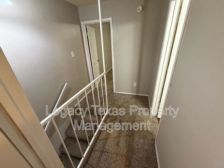 1409 Courtney Pl #A — Photo 11