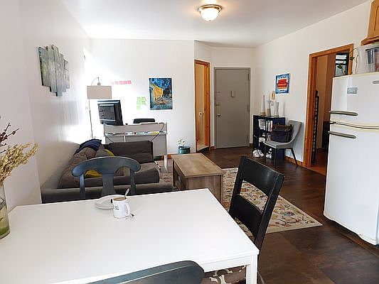 2nd image of 301 E 88th St APT 12