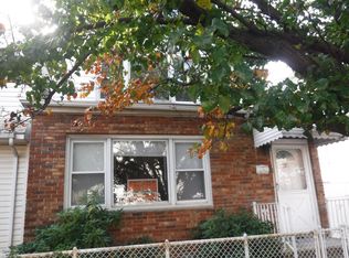 98 Linnett St, Bayonne, NJ 07002