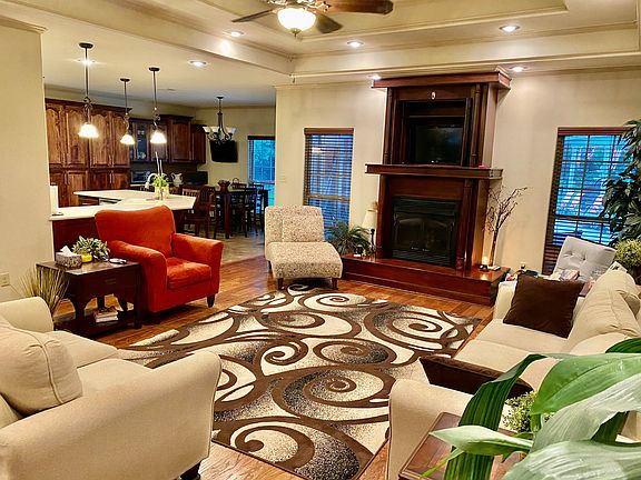 5th image of 67 Dallas Ave #216